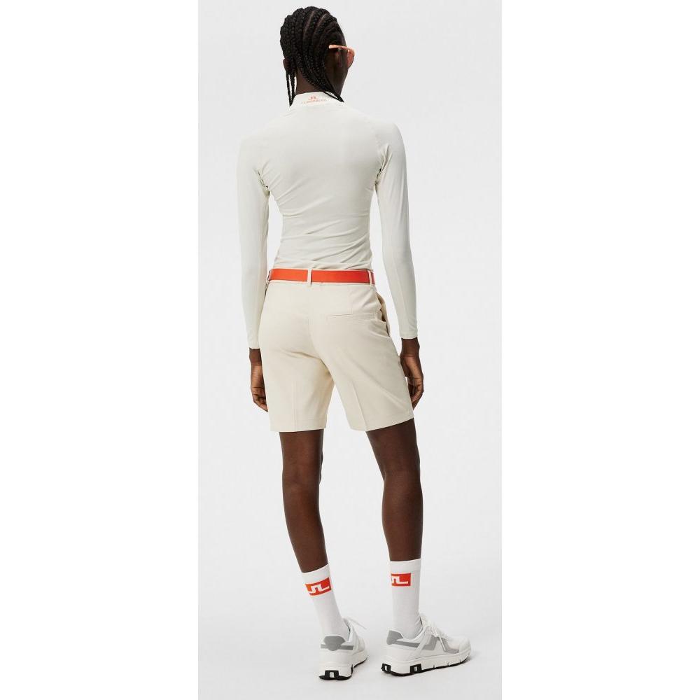 J.Lindeberg Gwen Long Shorts, Almond Milk, dámské golfové kraťasy