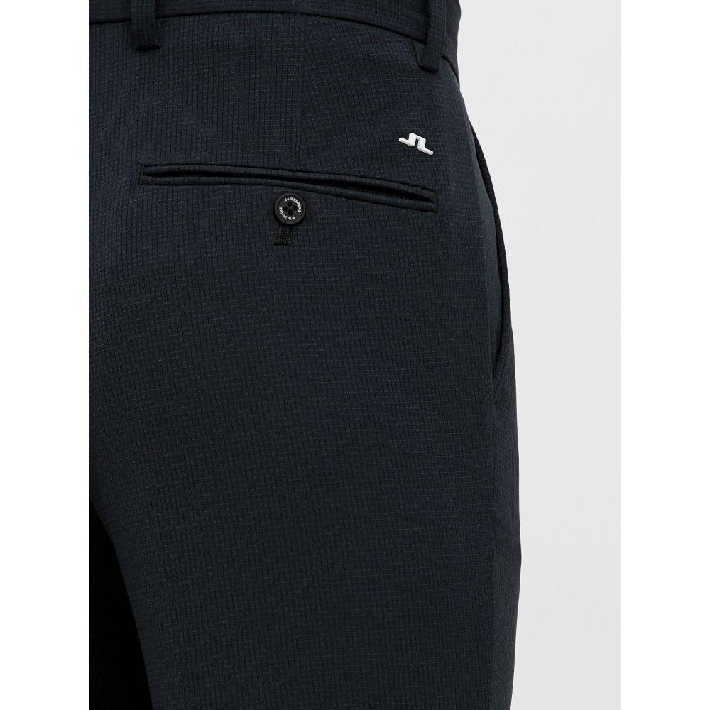 J.Lindeberg Vent Tight, Black, golfové kraťasy pro muže