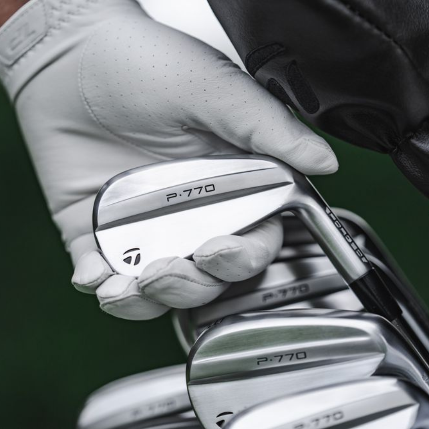 TaylorMade golfové hole