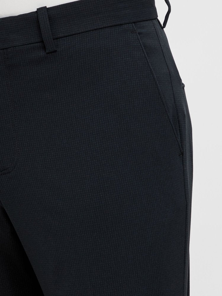J.Lindeberg Vent Tight, Black, golfové kraťasy pro muže